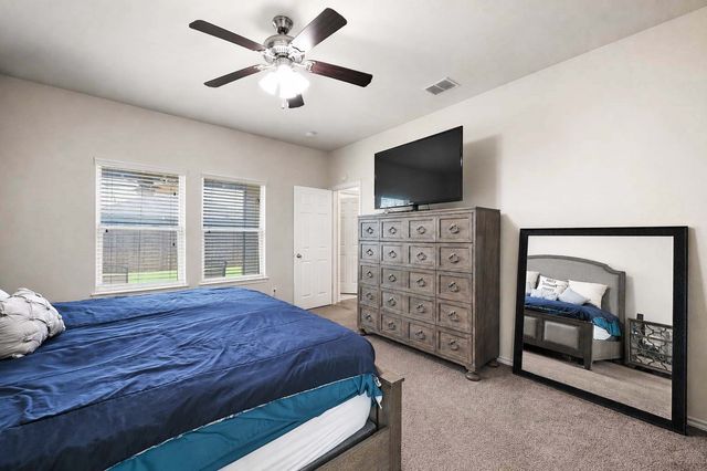 401 Sandhurst Drive, Crowley, TX 76036