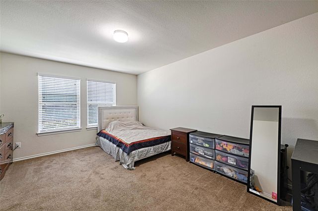 401 Sandhurst Drive, Crowley, TX 76036