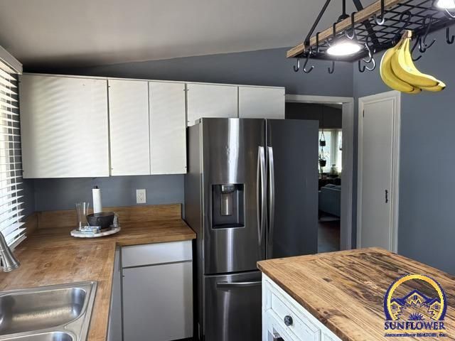 1601 SW 28th TER, Topeka, KS 66611