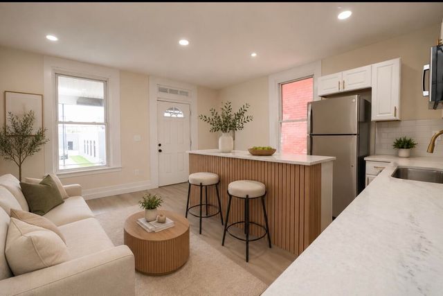 127 W 9th Street, Covington, KY 41011