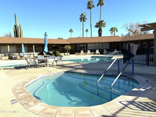 10701 N 99TH Avenue 51, Peoria, AZ 85345