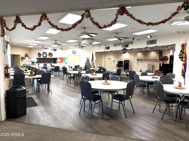 10701 N 99TH Avenue 51, Peoria, AZ 85345