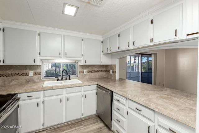 10701 N 99TH Avenue 51, Peoria, AZ 85345