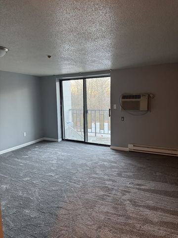 60 Charles Street 14, Weymouth, MA 02188