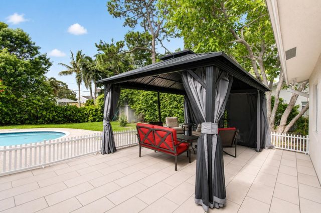 5442 Sunrise Boulevard, Delray Beach, FL 33484