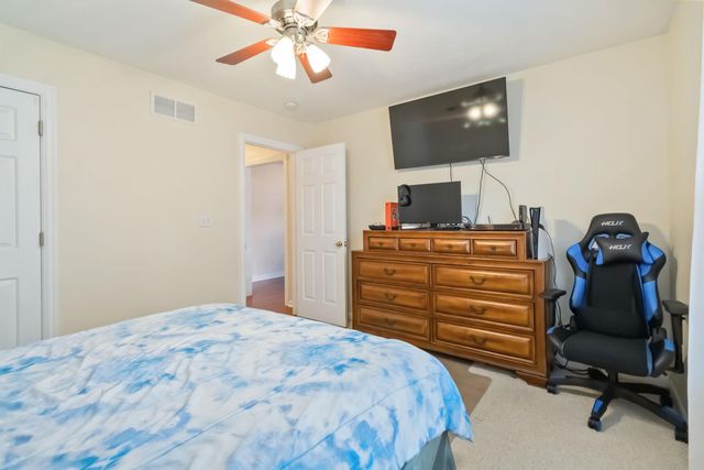 133 Fox Tail Lane, Frankfort, KY 40601