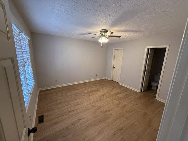 34 Sassafras Grove, Dawsonville, GA 30534