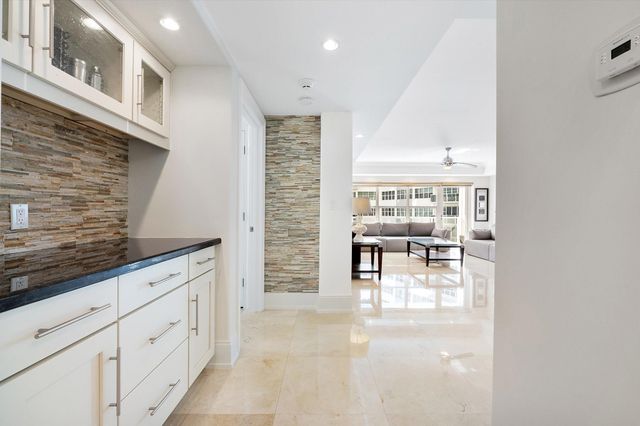 3750 Galt Ocean Drive 403, Fort Lauderdale, FL 33308