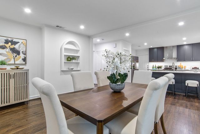 1835 Cedar Crest Boulevard, Dallas, TX 75203