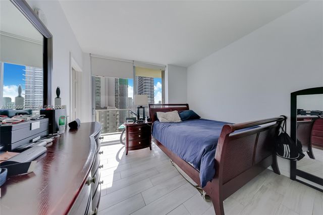 1100 S Miami Ave 2504, Miami, FL 33130