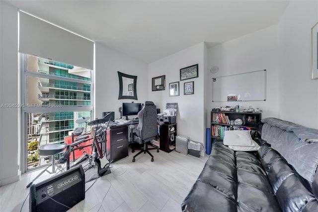 1100 S Miami Ave 2504, Miami, FL 33130