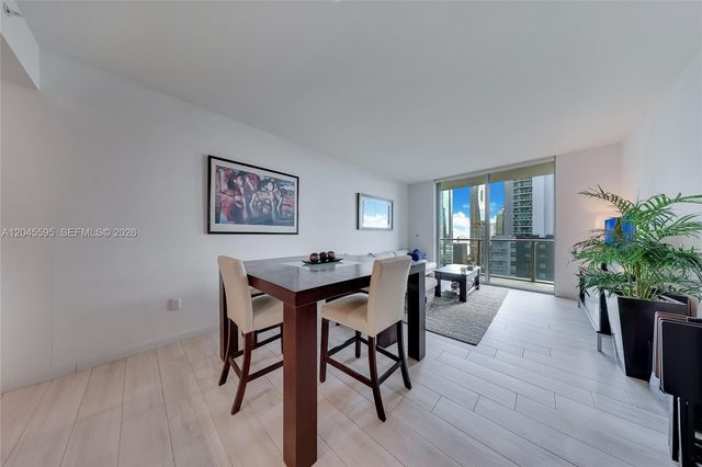 1100 S Miami Ave 2504, Miami, FL 33130