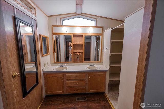 1240 Jones Drive, Walla Walla, WA 99362