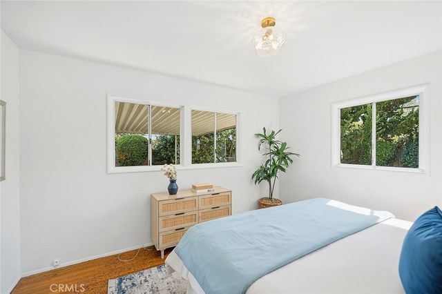 1911 Snowden, Long Beach, CA 90815