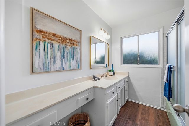 1911 Snowden, Long Beach, CA 90815