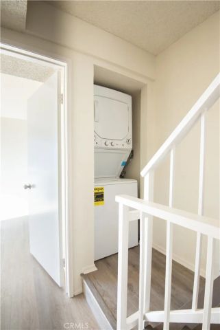 458 Riverdale, Glendale, CA 91204