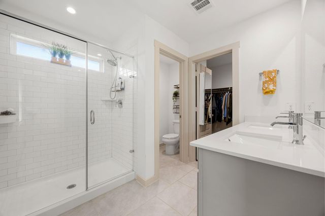 711 Alpine Falls Road, Rosharon, TX 77583