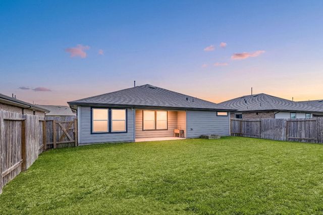 711 Alpine Falls Road, Rosharon, TX 77583