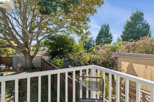 6452 Kensington Ave, Richmond, CA 94805