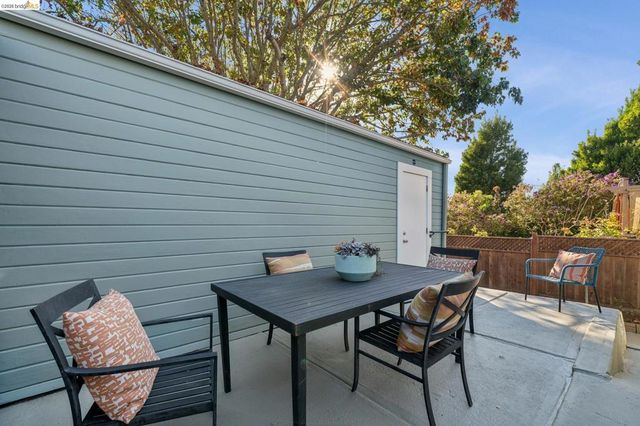 6452 Kensington Ave, Richmond, CA 94805