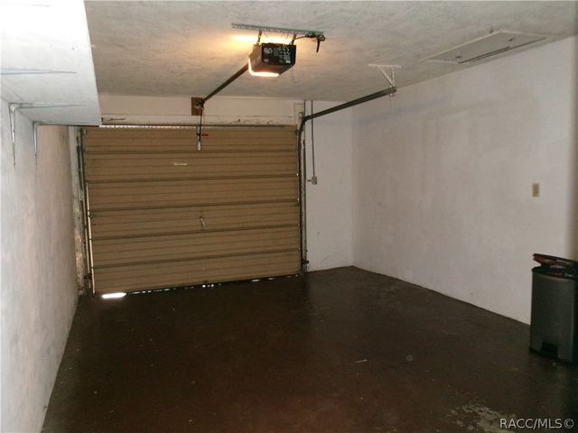 210 S Barbour Street, Beverly Hills, FL 34465