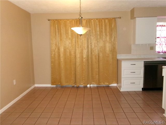 210 S Barbour Street, Beverly Hills, FL 34465