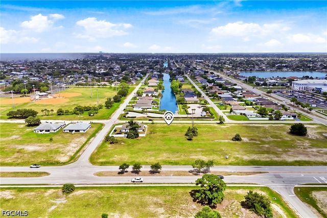 1510 SW 7th CT, Cape Coral, FL 33991