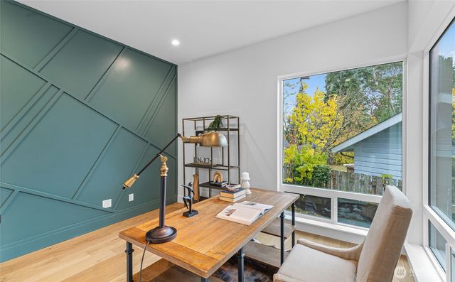 218 163rd Place SE, Bellevue, WA 98008