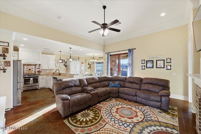 404 Winterfield Way, Brandon, MS 39042