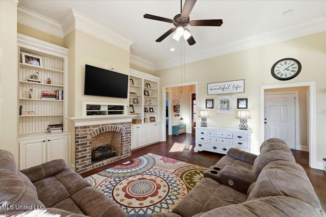 404 Winterfield Way, Brandon, MS 39042