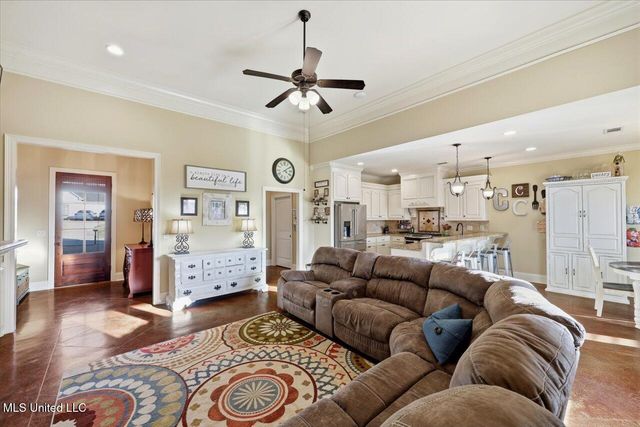 404 Winterfield Way, Brandon, MS 39042