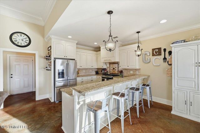 404 Winterfield Way, Brandon, MS 39042