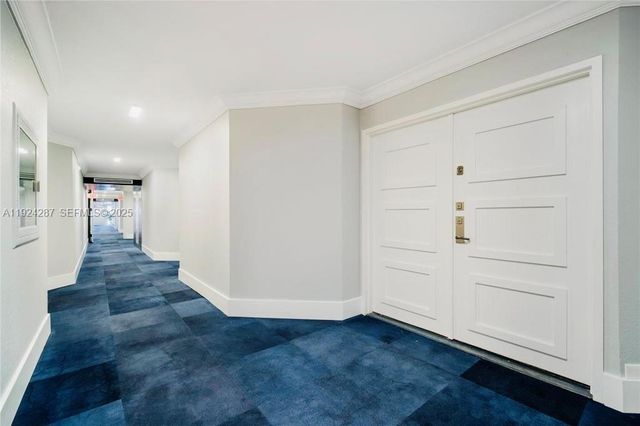 6423 Collins Ave 207, Miami Beach, FL 33141