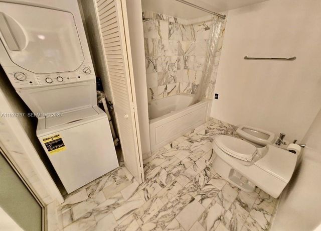 6423 Collins Ave 207, Miami Beach, FL 33141