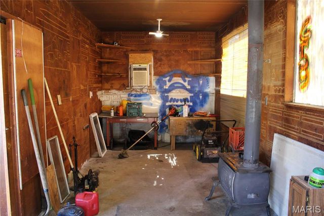 9119 Shelley Avenue, Overland, MO 63114