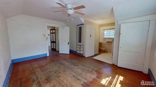9119 Shelley Avenue, Overland, MO 63114