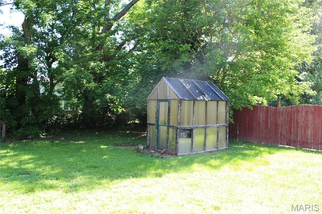 9119 Shelley Avenue, Overland, MO 63114