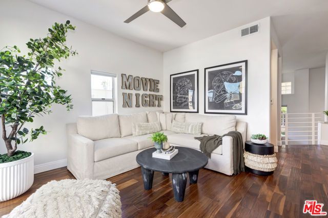 1630 E Palm Avenue 5, El Segundo, CA 90245