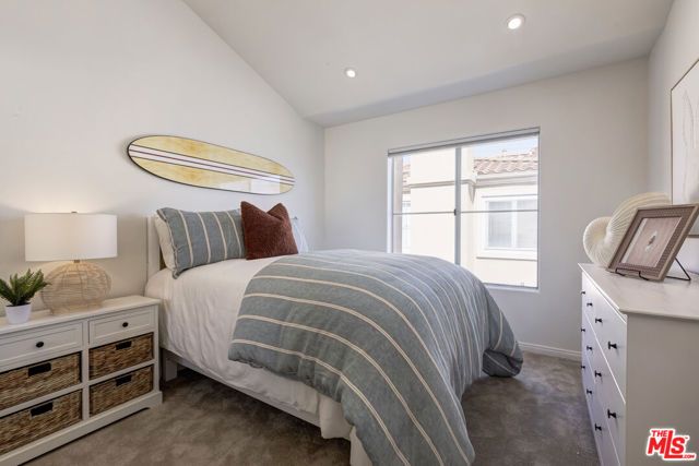 1630 E Palm Avenue 5, El Segundo, CA 90245