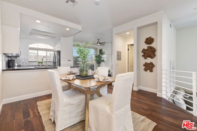 1630 E Palm Avenue 5, El Segundo, CA 90245