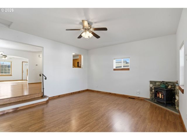 3914 Ne 55TH St, Vancouver, WA 98661