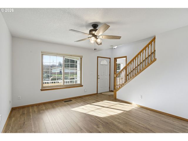 3914 Ne 55TH St, Vancouver, WA 98661