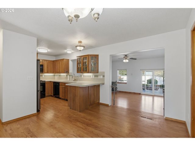 3914 Ne 55TH St, Vancouver, WA 98661