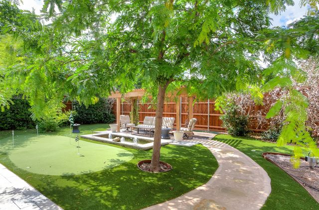 2455 Halloran Street, Fort Worth, TX 76107