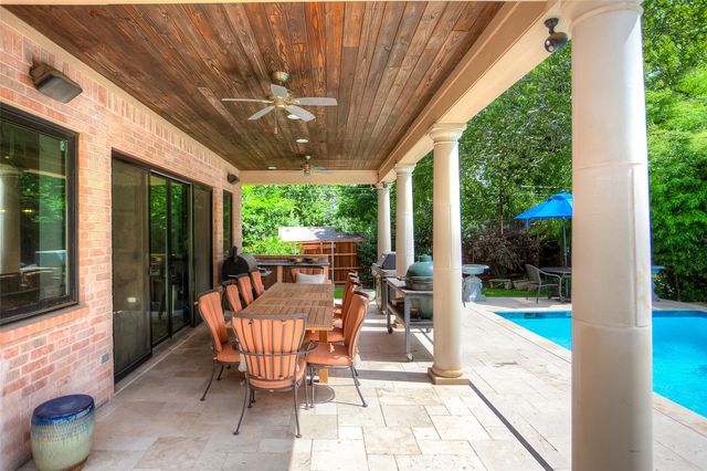 2455 Halloran Street, Fort Worth, TX 76107