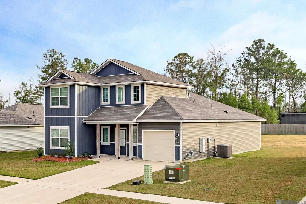 12414 Orchid Ln, Walker, LA 70785
