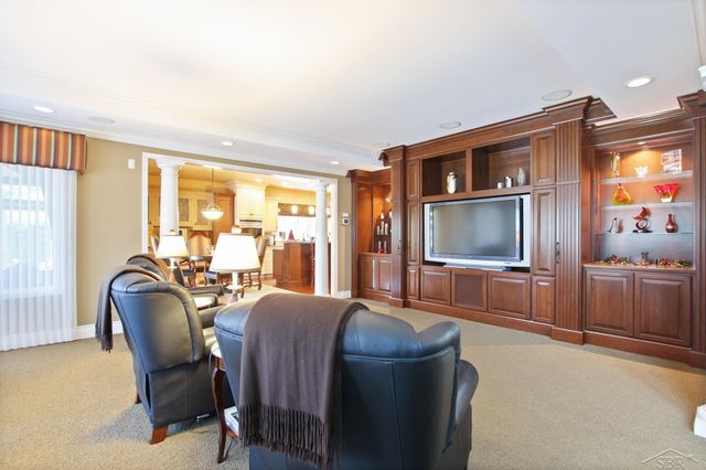 210 Golfview Drive, Saginaw, MI 48638