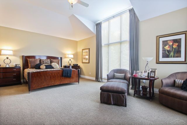 210 Golfview Drive, Saginaw, MI 48638