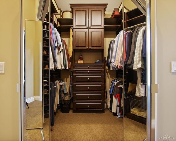 210 Golfview Drive, Saginaw, MI 48638