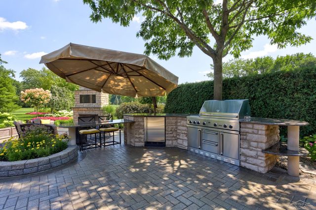 210 Golfview Drive, Saginaw, MI 48638